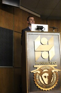 IMG 5794 199x300 IMG 5794